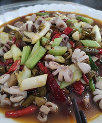 ��Ȼ�����ݽ���ζ������ǧ���ҵ�ȷʵֵ�ô�