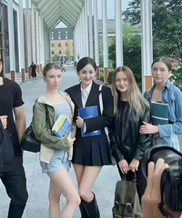 ����ͬ����գ�ͷС��Ӯ�ң���������Կ��������ͷ��С