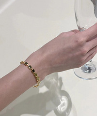 �Ǹ���Ů��û���ˣ�һ��������������������