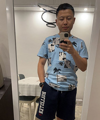 32��170CM�����̺ȾƵĸ������飬��ĸûʲô����