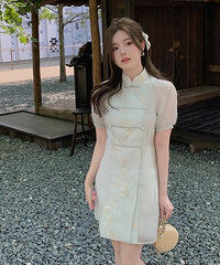 今夏火了一种衣服,叫“鼓风袖”,时髦又减龄
