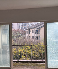 关于封阳台,大家看看我家这种情况能不能封?