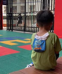 5岁男孩被父母滞留在幼儿园,外公舅舅也拒绝接收