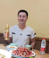 85年175CM的金融哥子征婚,希望对方最好会做饭