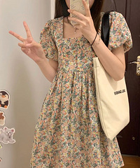 �����Լ��Ժÿ���С�������û�еֿ�������Ů������