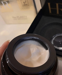 拔草HR黑绷带,护肤品切记盲目入坑!大几千就这样浪费了