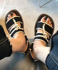 ��˫��Ь�е�ÿ�Ү���Դ�С��feel