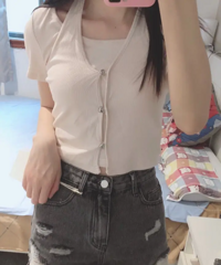 尝试辣妹装失败,不过短裤真的不错,推荐!!