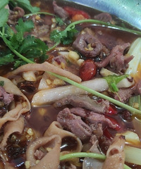 ����һ�ҺóԵļ��ӣ�С�޶���ŭ��2�뷹������