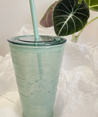 新杯子到咯! 星巴克这个薄荷绿的玻璃杯太适合夏天了