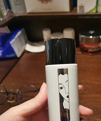 美诺这个定妆喷雾真的绝,爱出油的姐妹一定要买!!