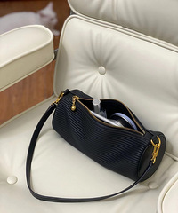 Խ��Խϲ����С�ڰ���