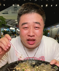 这盘生腌虾,吃的时候还在活蹦乱跳