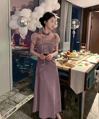 大胆开麦!今年绝大部分女装商家都陷入了奇怪的审美漩涡