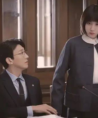 �������硶�ǳ���ʦ��Ӣ�����û�