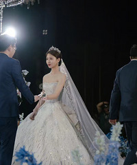 婚礼结束, 一生中最重要的两位男士