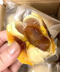发现一个宝藏蛋黄酥,才0.9元一个,我爱拼夕夕
