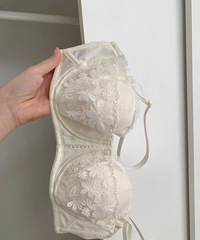 这件好绝啊!一眼爱上!质感很做工超好的bra
