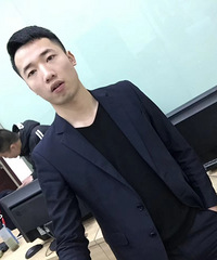 94年174CM年入30万的小哥征婚,希望对方大方开朗