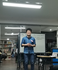 37岁172CM不抽烟不喝酒的博士哥子征婚,主城某大学教师