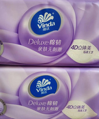 我总觉得网购的纸巾不如实体店的质量好,一对比感觉真差很多啊!