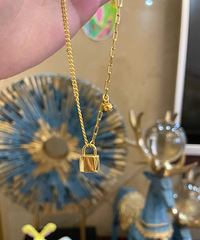 �ܴ�С��ͷ�����¿�����ӣ�С�ɾ����з���