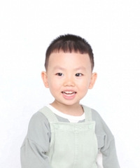 即将上幼儿园啦,39.9元拍到满意的宝宝证件照