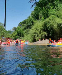 ���Ϸ�ӰϿ�����ʺ�����Ư���ĵط���Ͽ��̽��