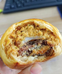 这是我心目中的蛋黄酥天花板!已经买第n次了,馅料真的好扎实