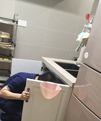 沙坪坝临时管控区的生活,同事把闲置多年的房子提供给我暂住