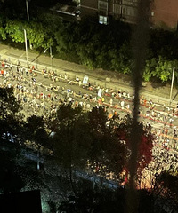 采核酸遇到一个人帮N个人排队咋办