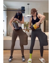 抖音卖货现在真的越来越疯了!谁要在瑜伽裤里面放行李箱