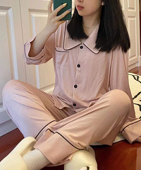 宅家要舒适!居家办公的姐妹们来个睡衣秀吧,看哪个的最乖