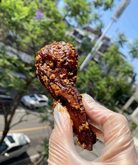 在这家店买了钵钵鸡调料,萝卜干……后来才发现麻辣鸭头是王炸