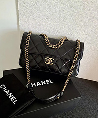 Chanel孟买系列就是百看不厌,又酷又优雅