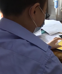 重庆12岁男孩玩游戏花掉17万,父母无奈卖房