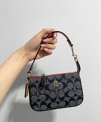 ����coach�㲼��С�齫����û�뵽������ͦ��ģ�