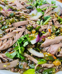 �ַ���һ�ұ��ص��̣�ȫ���·���һ�㲻����