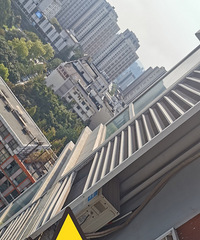 空调效果不好原因找到了!居然是百叶窗太密了?