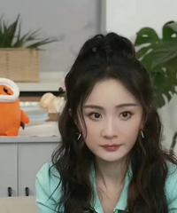 杨幂昨晚直播截图,状态怎么样