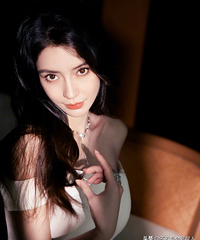 ����ĺ�ͷ��������۴���û���˾���ЩŮ�Ǿ͡���¶����