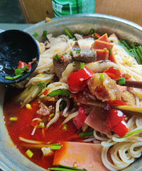 100+��һ���������ߣ������ֵ��ֵ��