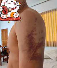 中国男子被卖缅甸网诈园区,挖地道蹚河水回国