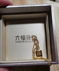 看到朋友买了一条项链特别好看,我也跟风买了一条,