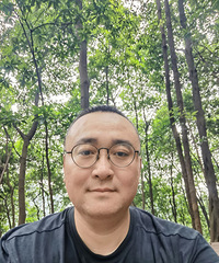 82年183CM儿子8岁的研究生在读哥子征婚,年入40万以上