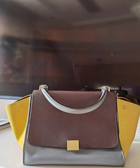 ����2��һֱ�����¹���İ������ڱ��������ʱ��