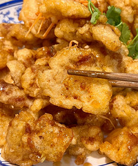 ��ƺ��Ҷ����˹ݿ���ʮ�����ˣ�������ĺ���