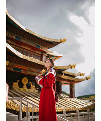 在香格里拉一定一定要约一次藏服写真呀