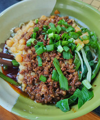 ����ȥ����Ȫ̤�࣬������ȷʵ�㣬�����˻����������˽ŵŴ�