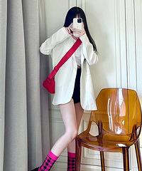 资深袜子控的秋季OOTD,再冷也要漏大腿!